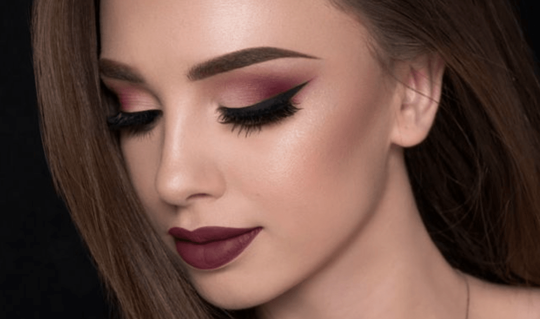 10 looks maquillage incontournables pour les fêtes 2025 - LAURIE FELIGIONI ACADEMIE