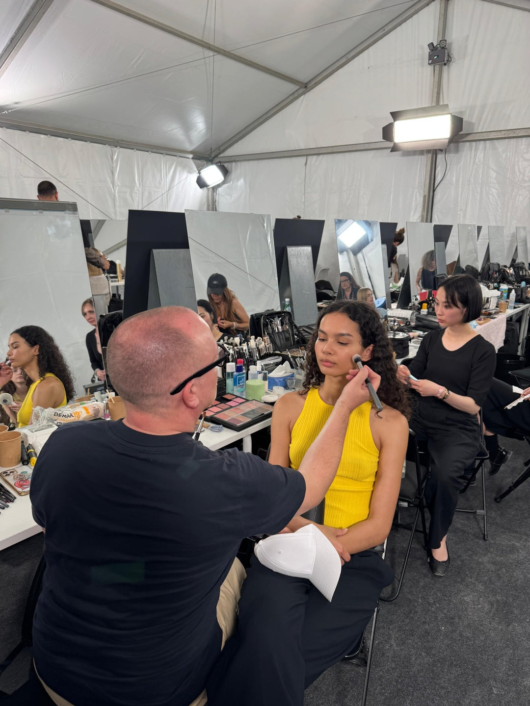 Collaborations clés pour booster son activité fêtes de fin d'année - LAURIE FELIGIONI ACADEMIE