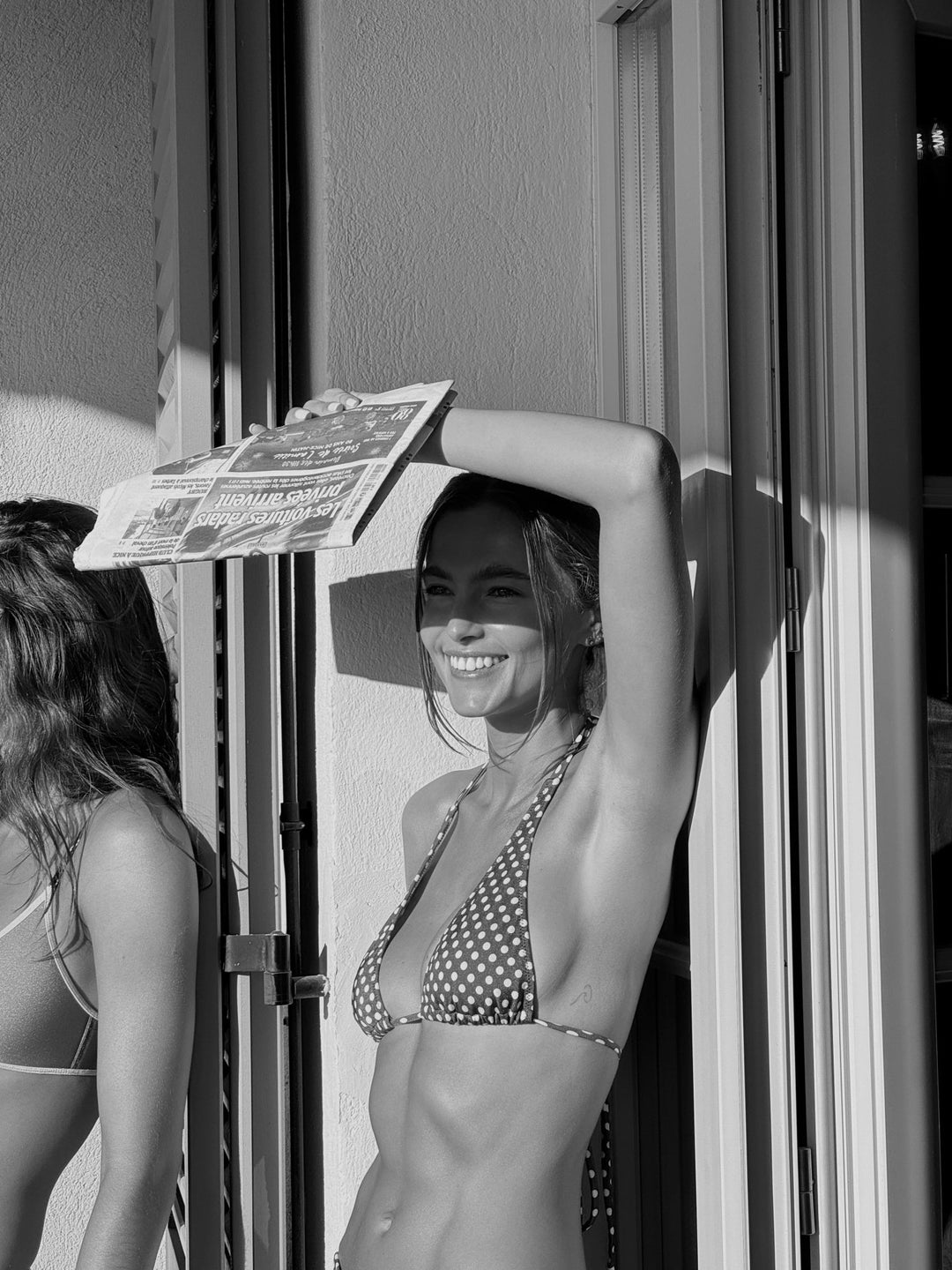 Maquillage pour le shooting Triangl à Baba, au Cap d’Antibes Beach Hotel - LAURIE FELIGIONI ACADEMIE
