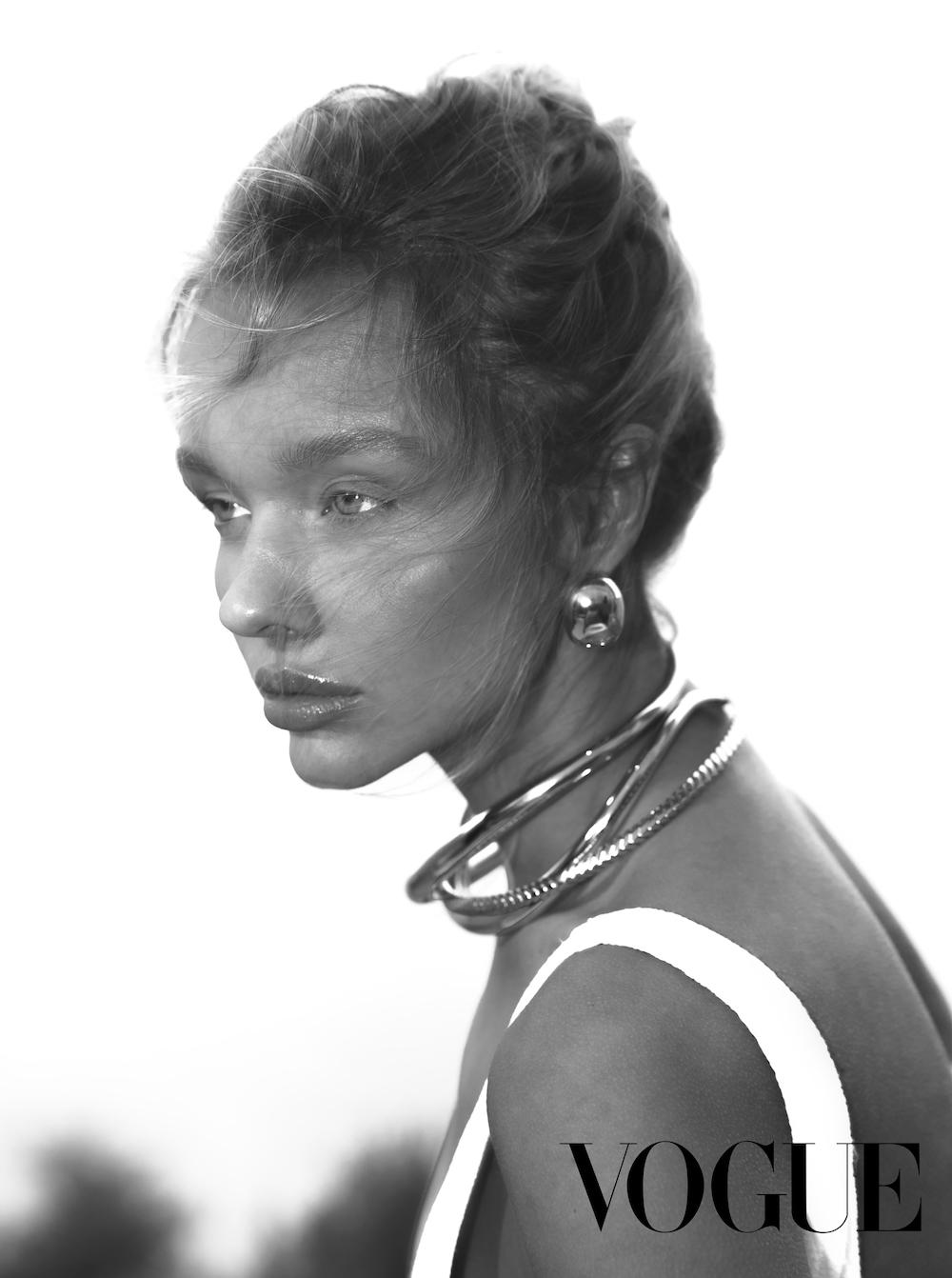 Maquillage professionnel de Laurie Feligioni pour Vogue Mexique
