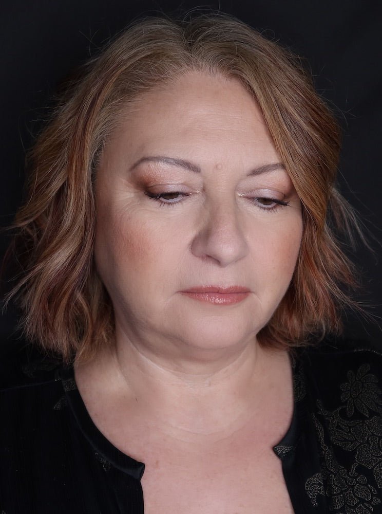 Maquillage peau mature : Techniques professionnelles pour sublimer et rajeunir - Cours en ligne Laurie Feligioni Maquilleuse